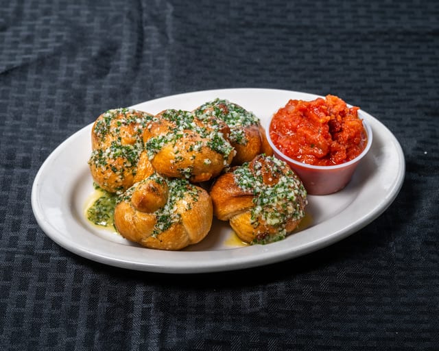 Garlic Knots.